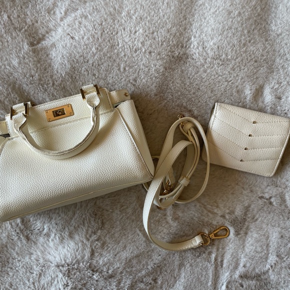 White little purse - Picture 8 of 8